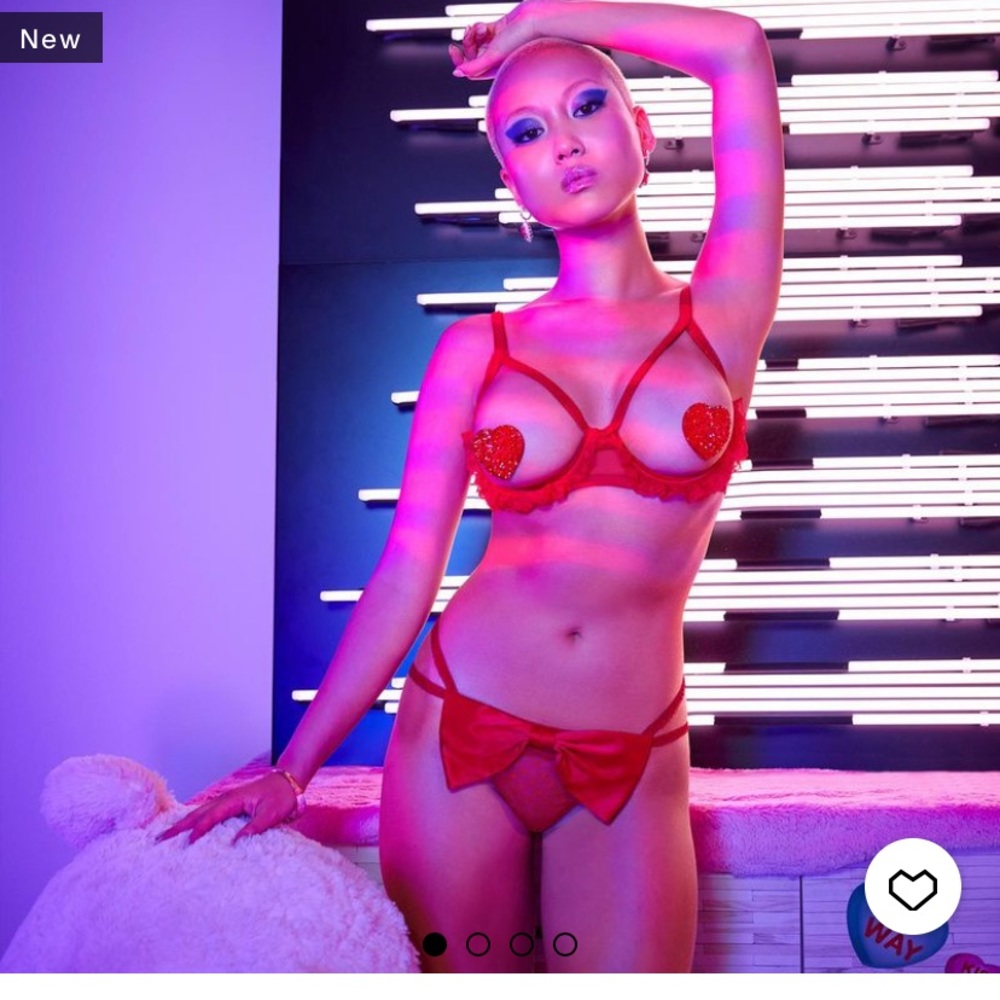 Savage x fenty cupless bra in goji berry